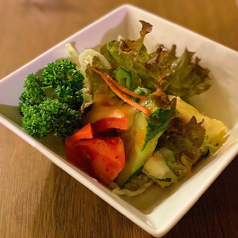 カニコロッケとハンバーグ（サラダ・スープ・ライス又はパン）(洋食の店 アラスカ)