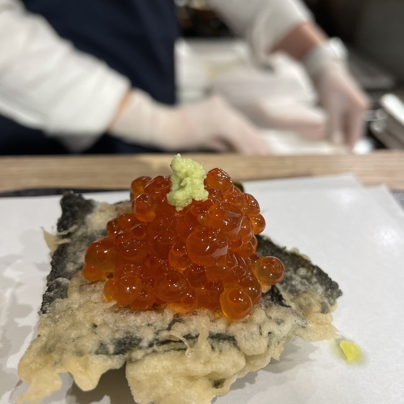 いくらカナッペ(天ぷらとワイン大塩 日比谷店)