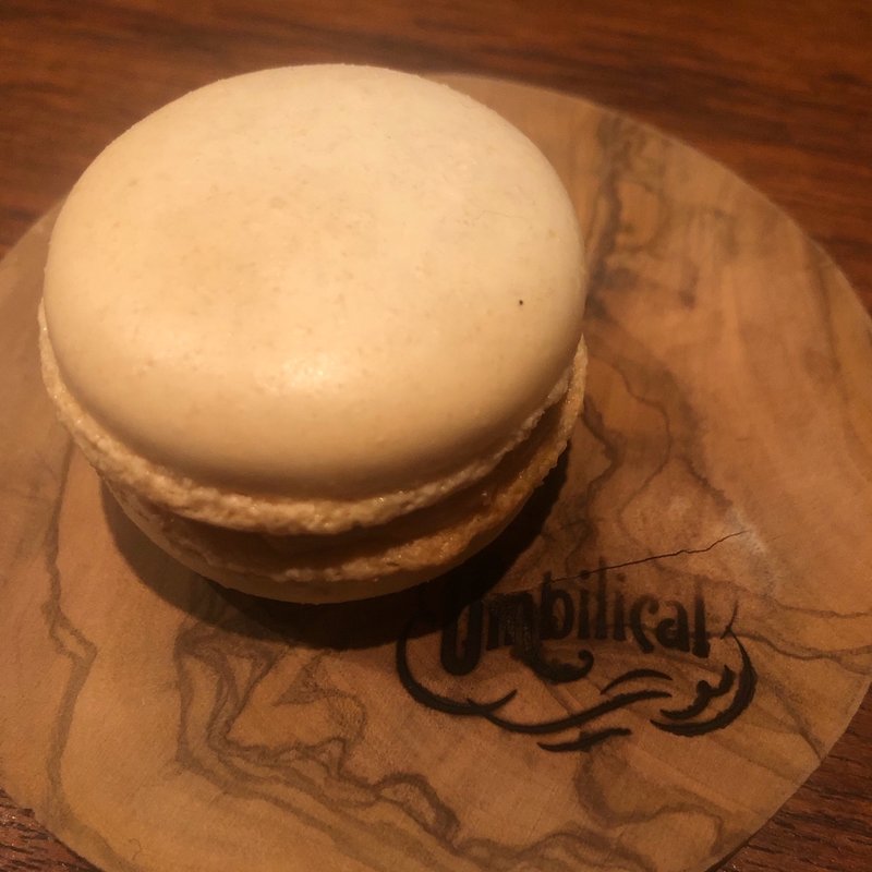 フォアグラのマカロン(umbilical)