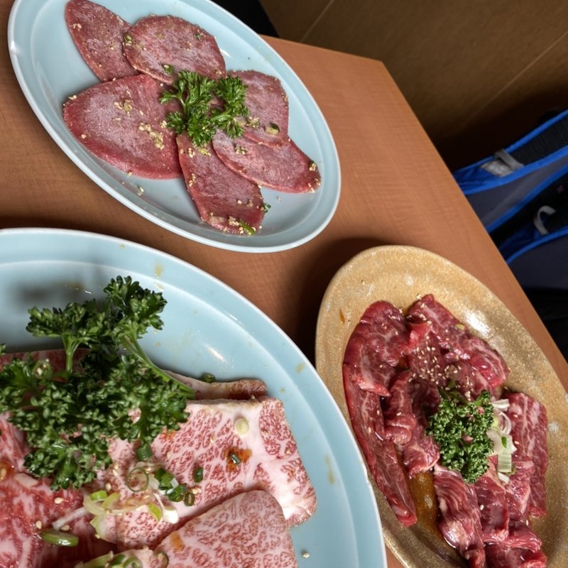 和牛特上カルビ(炭火焼肉イリアちゃん)