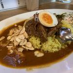 あいもり赤カレー（中）(カレーは飲み物。池袋東口店)