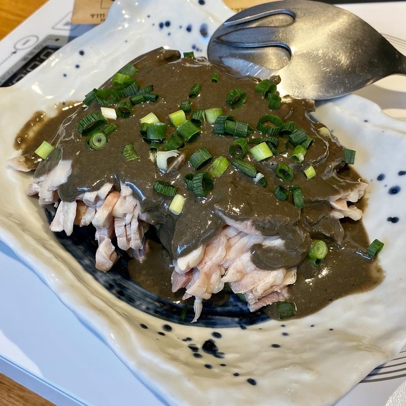 黒胡麻ダレの棒棒鶏(羊肉専門店 辰 TATSU)