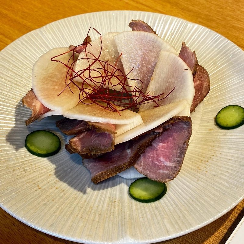 ローストラムと大根のサンド(羊肉専門店 辰 TATSU)