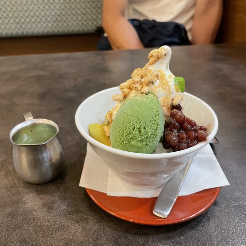 濃厚ひやし抹茶ぜんざい(倉式珈琲店 アリオ西新井店)