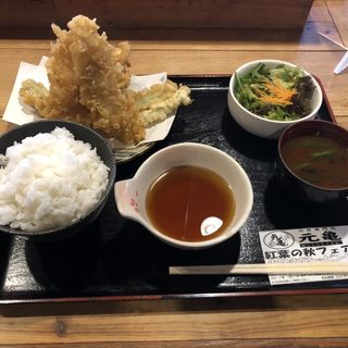 鶏ササミ天ぷら定食(元亀（京左京区豚天丼）)