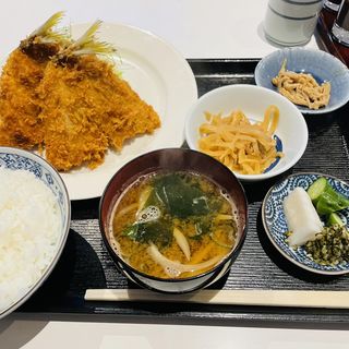 アジフライ定食(食堂清月)