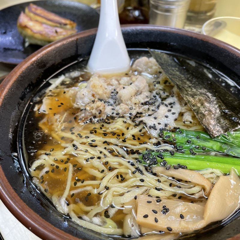 特製十八番(手もみラーメン 十八番 （てもみらーめん じゅうはちばん）)