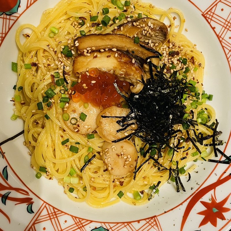 白神あわび茸ステーキと帆立といくらのペペロンチーノ(洋麺屋五右衛門イオン幕張新都市店)