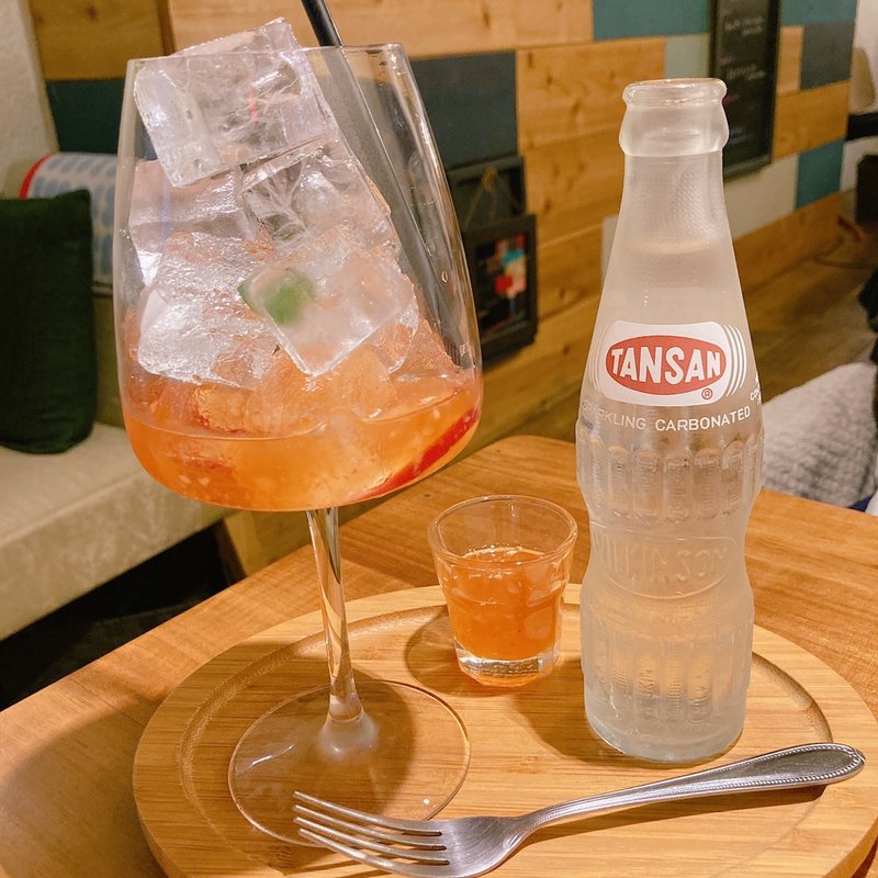 季節のシロップのソーダ割り(スコップカフェ （SCOPP CAFE）)