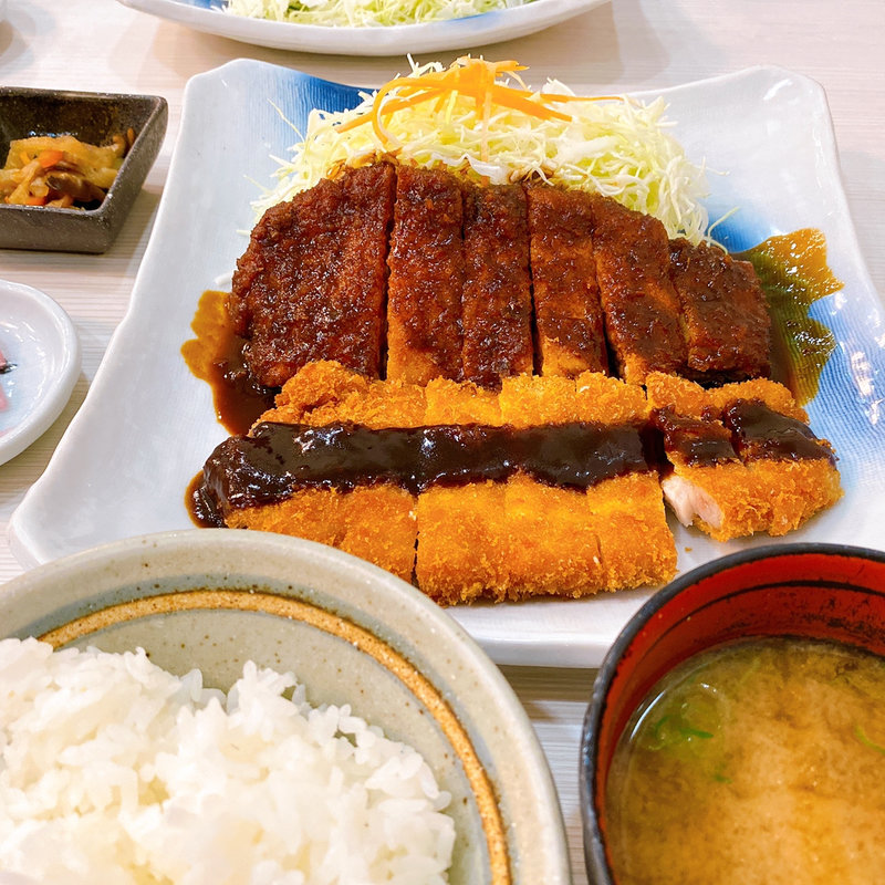 わらじとんかつ(ハーフ&ハーフ)(矢場とん エスカ店)