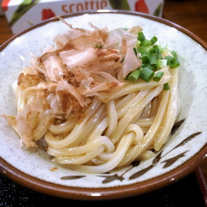 しょう油うどん（冷・中）(讃岐うどんやまと)