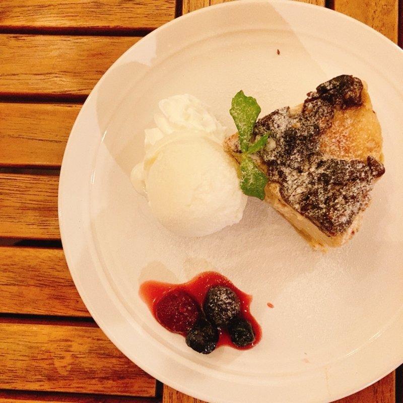 ほうじ茶のクランブルバスク(grill and deli LAVE)