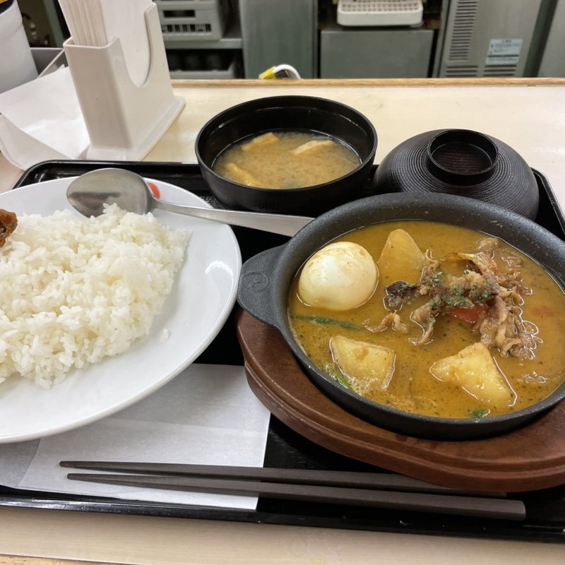 牛肉スープカレー(松屋 新開地 （松屋　新開地店（兵庫県/神戸市/兵庫区/新開地/牛丼、カレー、定食・食堂））)