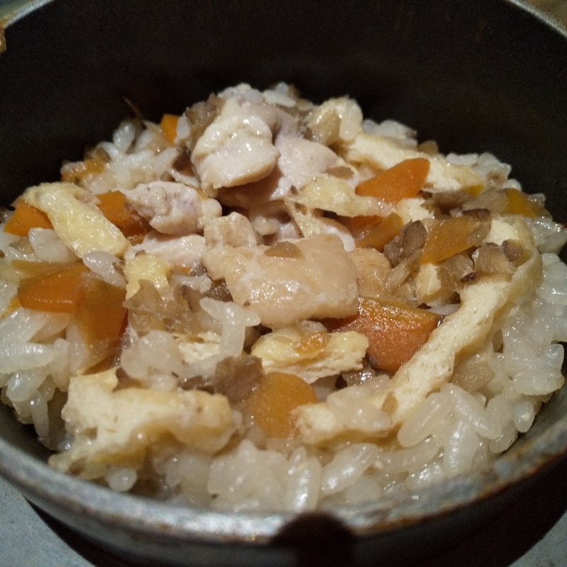 地鶏の釜飯(やまと庵 本店 （ヤマトアン）)