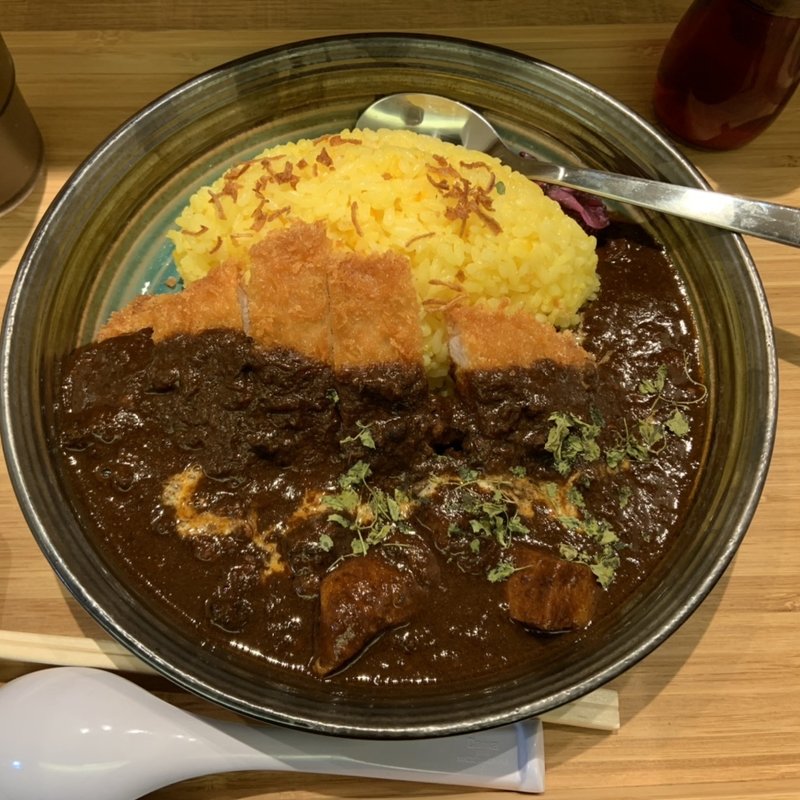 なかのblackポークカツ(たけろくらーめん 高田馬場店)