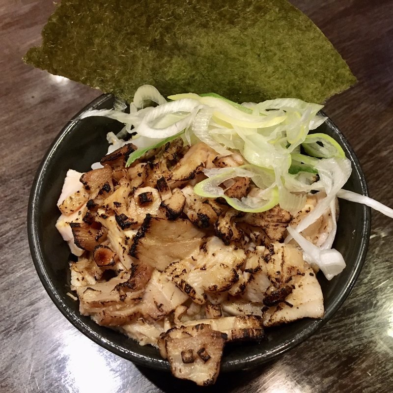 角切り肉飯 (限定)(千極煮干 （センゴクニボシ）)