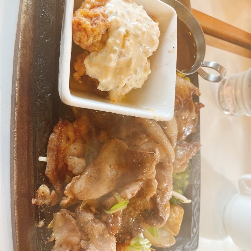 豚トロとチキン南蛮(洋食屋 小川店)