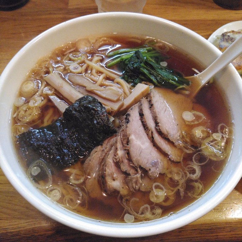 チャーシューメン(餃子会館 （ぎょうざかいかん）)