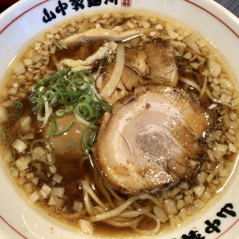 醤油らーめん(やまなか製麺所 Yamanakaseimenjo)