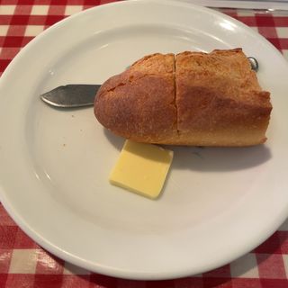 パスタランチのパン(マリオ・エスプレッソ 袋町店 )