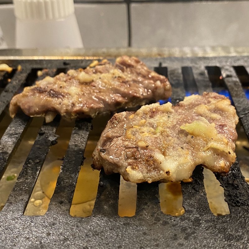 鬼にんにくハラミ(手もみたれ焼肉原価酒場 世界一暇な焼肉屋Ciccio byなんてこった研究所 御器所店)