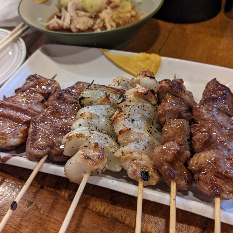 焼き鳥ハラミ、タン、バラ(たつや 駅前店（１F） )