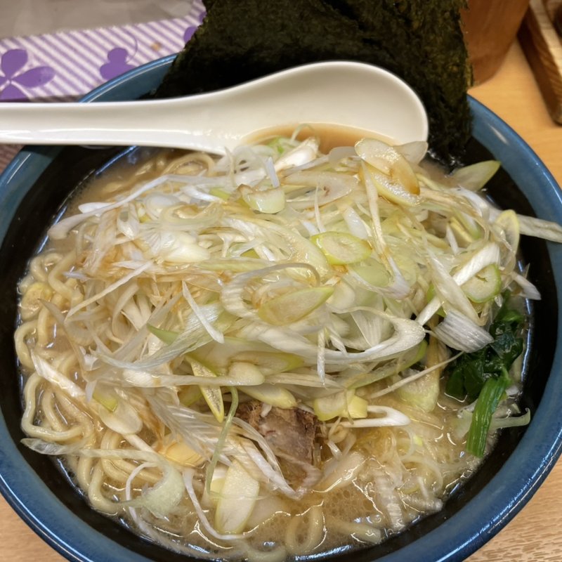 ネギラーメン(ラーメン無邪気 自由が丘南口店)