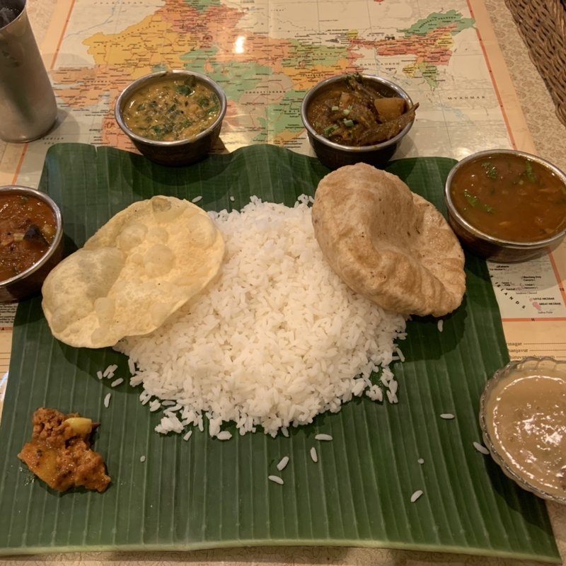 ドゥッチェリー・ミールス(南インド料理 ケララバワン)