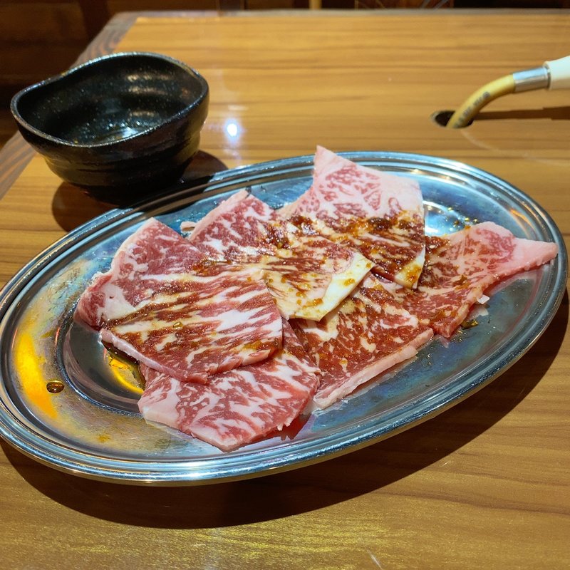 秒殺ロース(花牛 金山駅前本店)