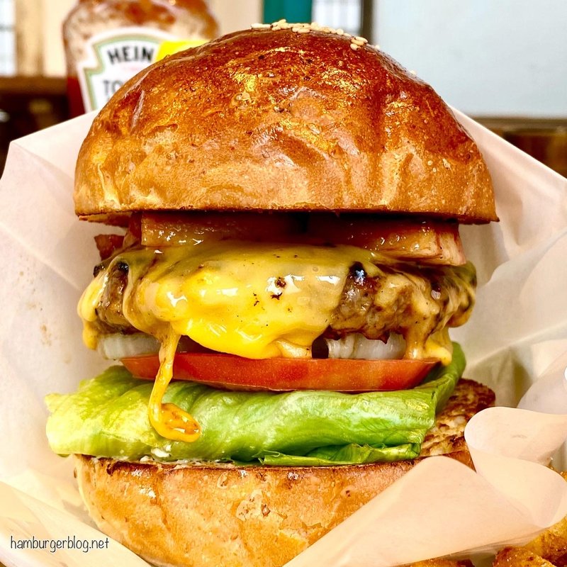 ベーコンチーズバーガー(フェローズ)