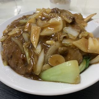 牛肉丼(中華料理 新三陽)