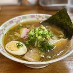 豚骨醤油ラーメン