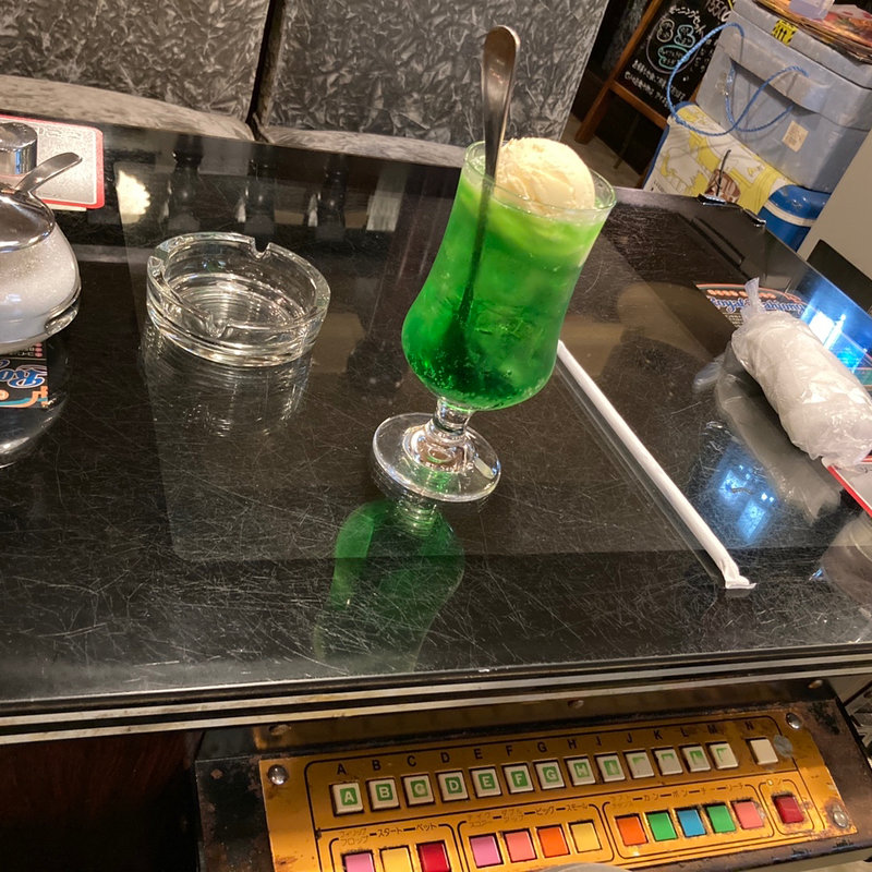 クリームソーダ(ウイーン)