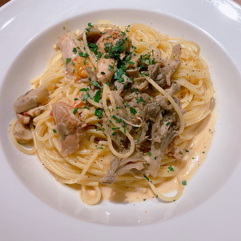 鶏のきのこクリームパスタ(ハーブス ルミネエスト新宿店 （HARBS）)