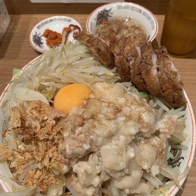 汁なしラーメン(ラーメン豚山 上野店)