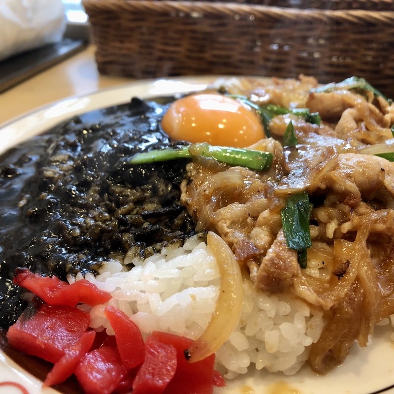 オリエンタルライス&黒カレー(キッチンABC 南大塚店 （キッチンエービーシー）)