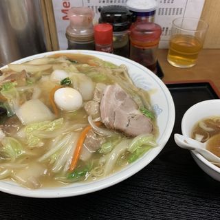中華丼(中華料理 新三陽)