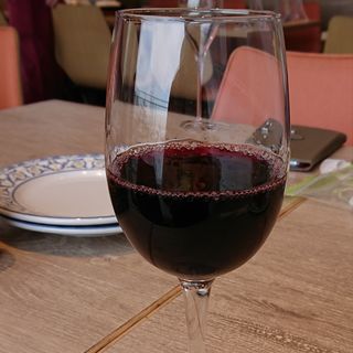 赤ワイン (スペイン産)(スペイン料理 ミゲルフアニ マリン＆ウォーク店)
