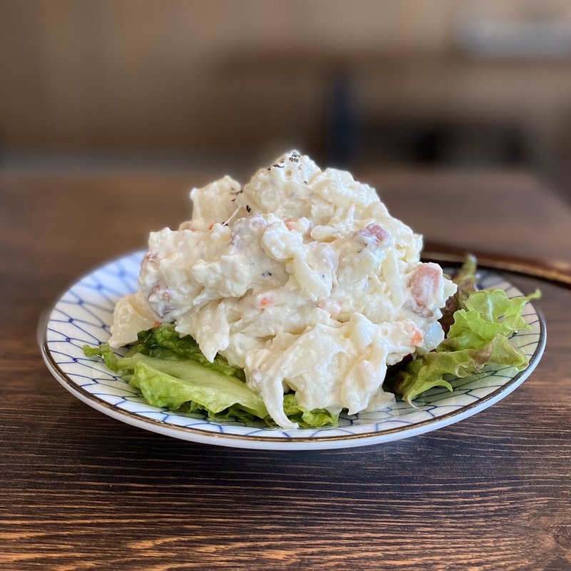 至高のポテサラ(ジンギスカンと火鍋ラムしゃぶ アイラムユー 刈谷店)