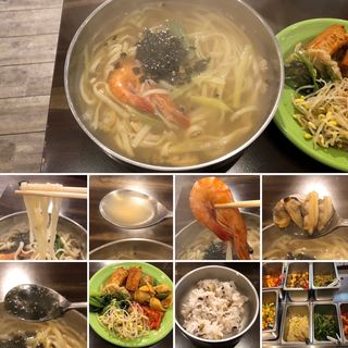 海鮮カルグッス(板橋冷麺)