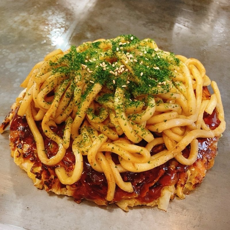 関西風お好み焼きスペシャルうどん入り(お好み焼きどい)