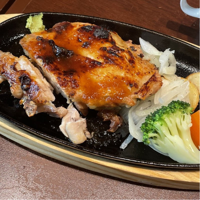 チキンステーキ　240g(ニトリダイニング みんなのグリル 成増店)