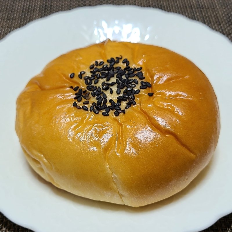 あんこが旨い粒あんぱん(カンテボーレ 練馬店)