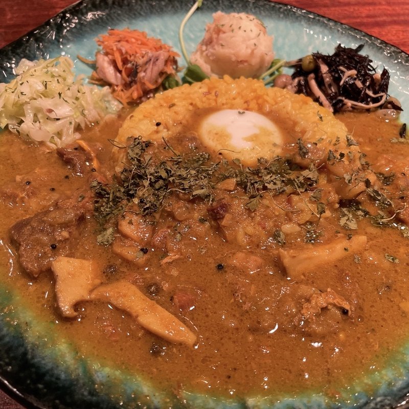 きまぐれカレー(日替りカレー)(スパイスカレー つぼみのかおり)