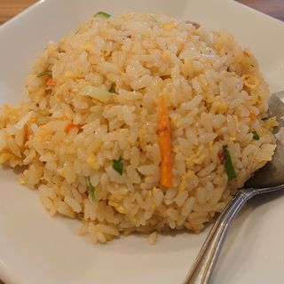 坦々刀削麺+半チャーハン(龍 刀削麺)