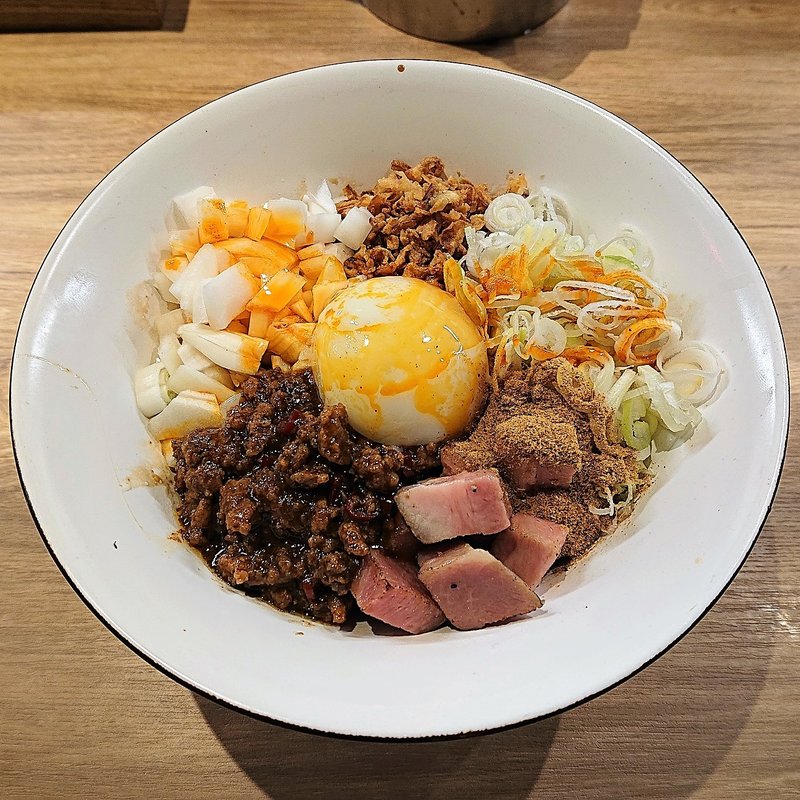 まぜそば(自家製麺 つきよみ)