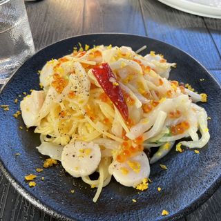 北海道産イクラとホタテと白菜のペペロンチーノ柚子風味(カフェ・ド・ラパン )