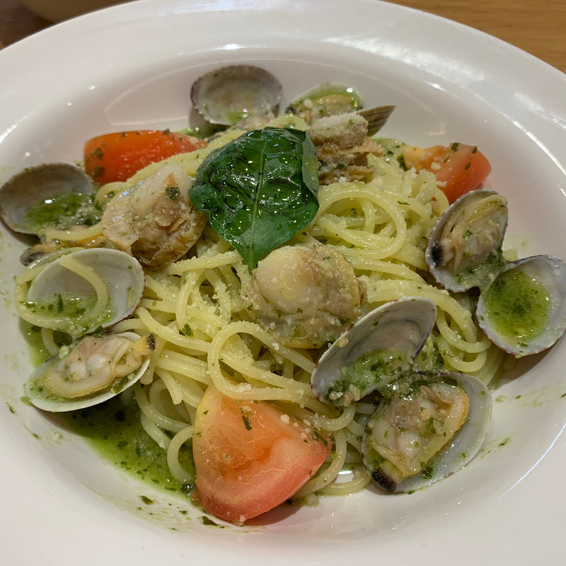 アサリ・ホタテのジェノベーゼ(ポポラマーマ 京急蒲田店)