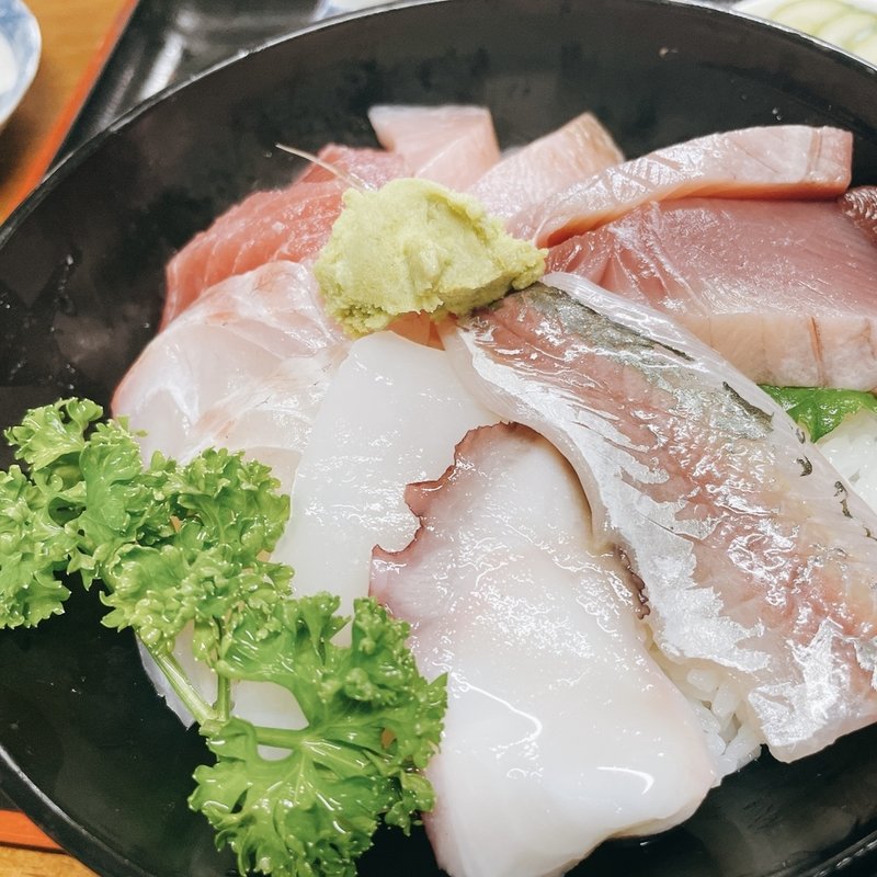 海鮮丼(タカラ亭)