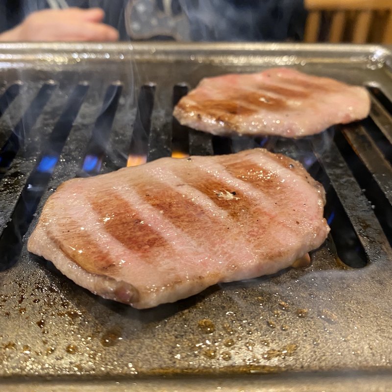 厚切 霜降り牛タン(焼肉の浩養園 )